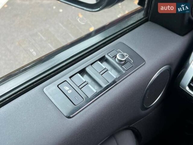 Черный Ленд Ровер Дискавери, объемом двигателя 3 л и пробегом 123 тыс. км за 23990 $, фото 17 на Automoto.ua