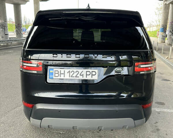 Черный Ленд Ровер Дискавери, объемом двигателя 3 л и пробегом 131 тыс. км за 33500 $, фото 3 на Automoto.ua