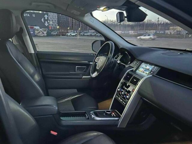 Черный Ленд Ровер Дискавери, объемом двигателя 2 л и пробегом 110 тыс. км за 14000 $, фото 4 на Automoto.ua