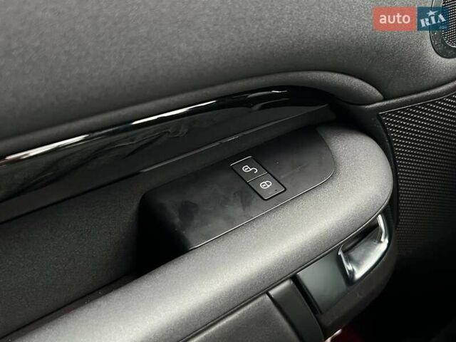 Черный Ленд Ровер Дискавери, объемом двигателя 3 л и пробегом 123 тыс. км за 23990 $, фото 18 на Automoto.ua