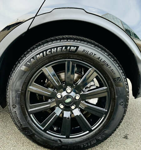 Черный Ленд Ровер Дискавери, объемом двигателя 2 л и пробегом 119 тыс. км за 29200 $, фото 5 на Automoto.ua