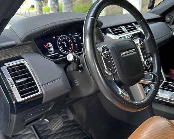 Черный Ленд Ровер Дискавери, объемом двигателя 3 л и пробегом 131 тыс. км за 33500 $, фото 7 на Automoto.ua