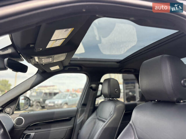 Ленд Ровер Дискавери 2018 в Киеве на Automoto.ua Черный Ленд Ровер Дискавери, объемом двигателя 2.99 л и пробегом 157 тыс. км за 33500 $, фото 19 на Automoto.ua