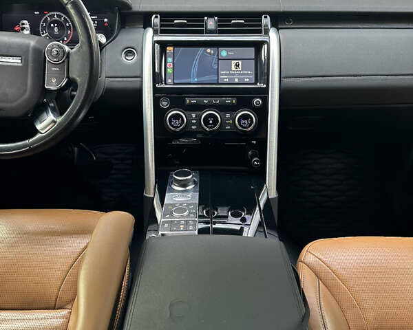 Черный Ленд Ровер Дискавери, объемом двигателя 3 л и пробегом 131 тыс. км за 33500 $, фото 13 на Automoto.ua