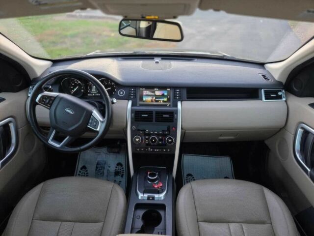 Черный Ленд Ровер Дискавери, объемом двигателя 2 л и пробегом 43 тыс. км за 10000 $, фото 6 на Automoto.ua