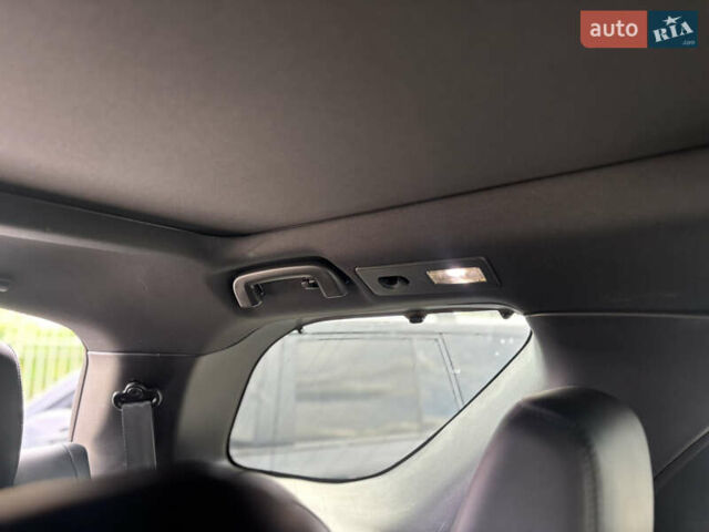 Ленд Ровер Дискавери 2018 в Киеве на Automoto.ua Черный Ленд Ровер Дискавери, объемом двигателя 2.99 л и пробегом 157 тыс. км за 33500 $, фото 33 на Automoto.ua