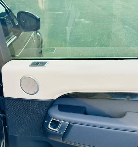 Черный Ленд Ровер Дискавери, объемом двигателя 2 л и пробегом 119 тыс. км за 29200 $, фото 16 на Automoto.ua