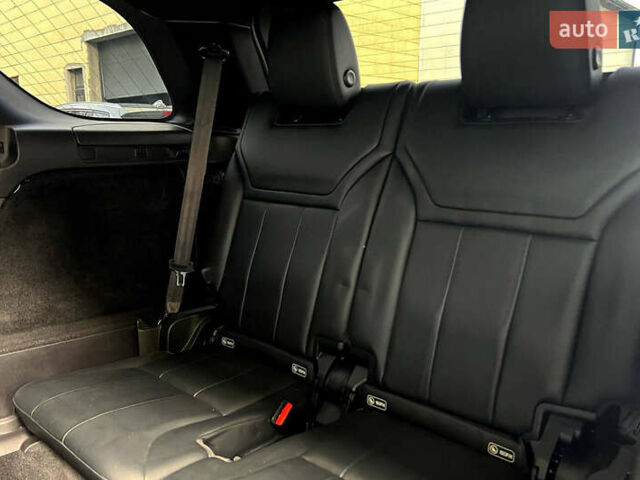 Чорний Ленд Ровер Діскавері, об'ємом двигуна 3 л та пробігом 190 тис. км за 36000 $, фото 26 на Automoto.ua