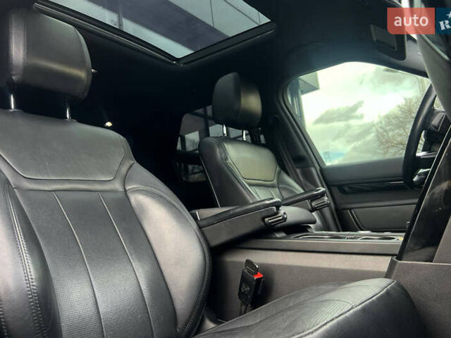 Чорний Ленд Ровер Діскавері, об'ємом двигуна 3 л та пробігом 190 тис. км за 36000 $, фото 12 на Automoto.ua