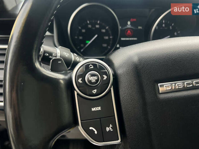 Чорний Ленд Ровер Діскавері, об'ємом двигуна 3 л та пробігом 190 тис. км за 36000 $, фото 16 на Automoto.ua