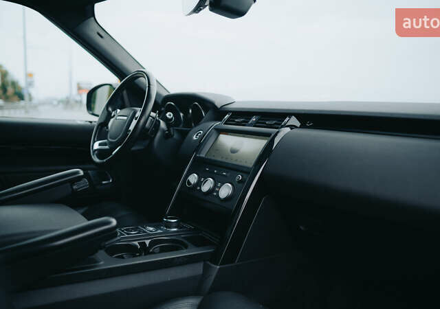 Ленд Ровер Дискавери 2019 в Киеве на Automoto.ua Черный Ленд Ровер Дискавери, объемом двигателя 3 л и пробегом 140 тыс. км за 28400 $, фото 33 на Automoto.ua