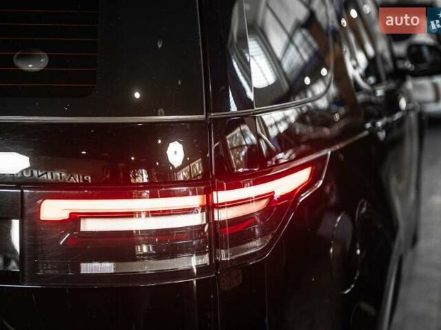 Ленд Ровер Дискавери 2019 в Одессе на Automoto.ua Черный Ленд Ровер Дискавери, объемом двигателя 2 л и пробегом 192 тыс. км за 33500 $, фото 46 на Automoto.ua