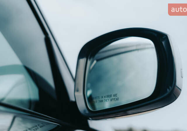 Ленд Ровер Дискавери 2019 в Киеве на Automoto.ua Черный Ленд Ровер Дискавери, объемом двигателя 3 л и пробегом 140 тыс. км за 28400 $, фото 6 на Automoto.ua