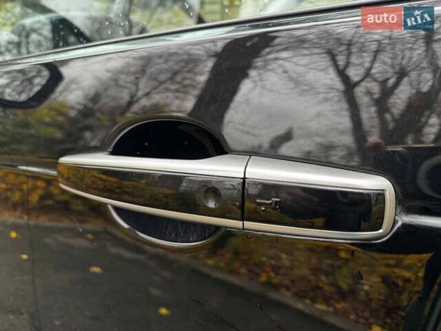 Черный Ленд Ровер Дискавери, объемом двигателя 3 л и пробегом 161 тыс. км за 31290 $, фото 12 на Automoto.ua