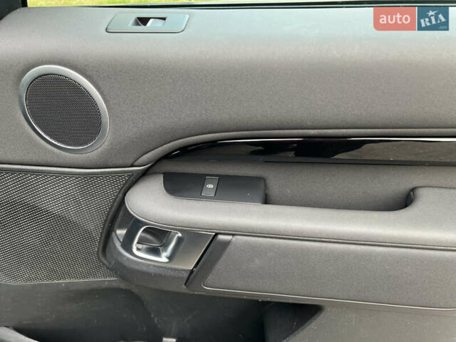 Черный Ленд Ровер Дискавери, объемом двигателя 3 л и пробегом 143 тыс. км за 25500 $, фото 30 на Automoto.ua