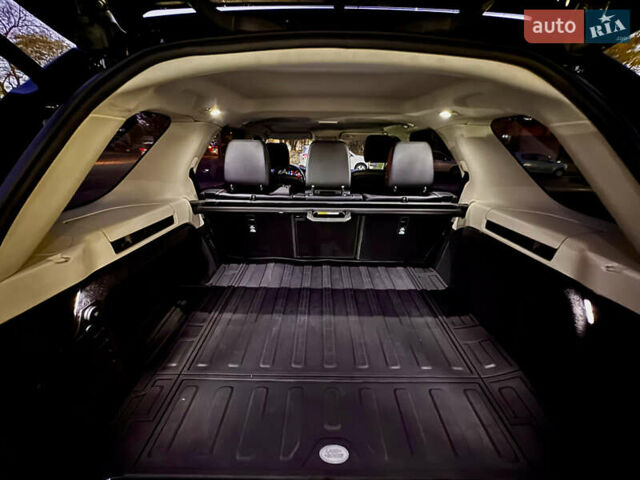 Черный Ленд Ровер Дискавери, объемом двигателя 2 л и пробегом 130 тыс. км за 33400 $, фото 74 на Automoto.ua