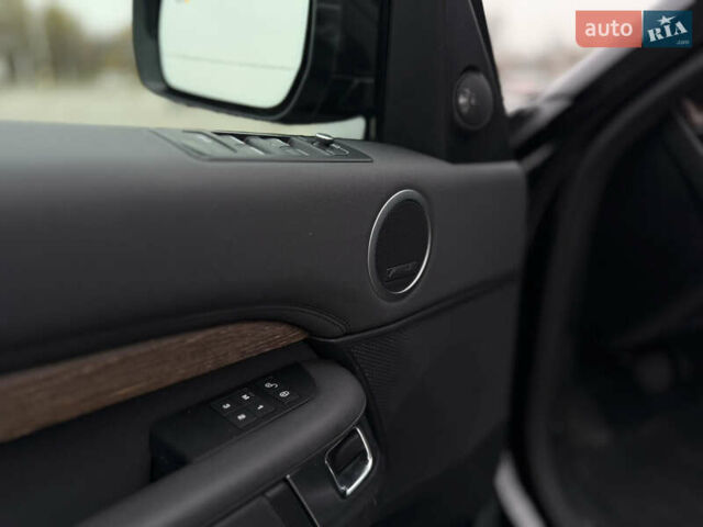 Черный Ленд Ровер Дискавери, объемом двигателя 3 л и пробегом 128 тыс. км за 31400 $, фото 20 на Automoto.ua