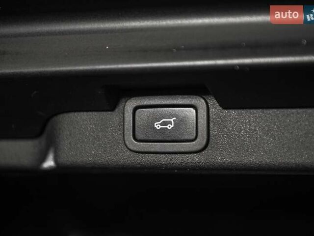 Ленд Ровер Дискавери 2019 в Одессе на Automoto.ua Черный Ленд Ровер Дискавери, объемом двигателя 2 л и пробегом 192 тыс. км за 33500 $, фото 8 на Automoto.ua