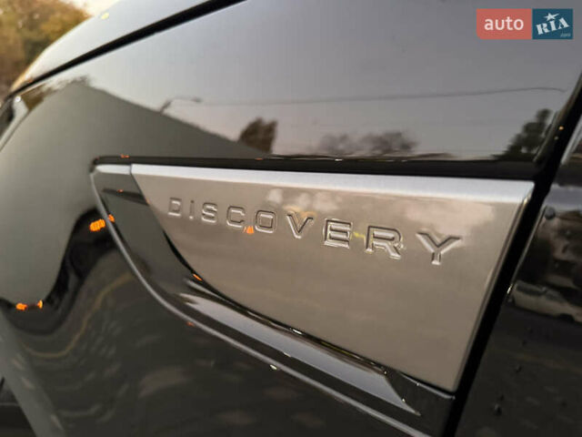 Черный Ленд Ровер Дискавери, объемом двигателя 2 л и пробегом 130 тыс. км за 33400 $, фото 26 на Automoto.ua