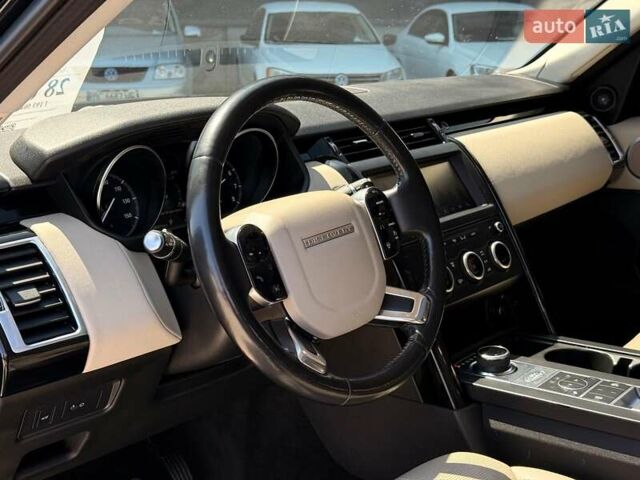 Ленд Ровер Дискавери 2019 в Львове на Automoto.ua Черный Ленд Ровер Дискавери, объемом двигателя 3 л и пробегом 156 тыс. км за 27990 $, фото 16 на Automoto.ua