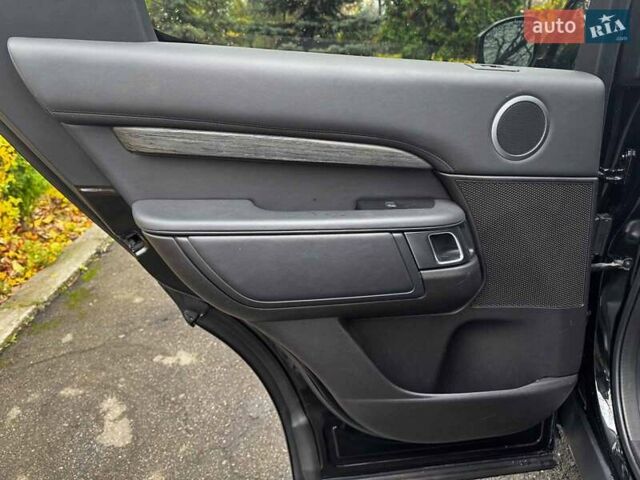 Черный Ленд Ровер Дискавери, объемом двигателя 3 л и пробегом 161 тыс. км за 31290 $, фото 31 на Automoto.ua