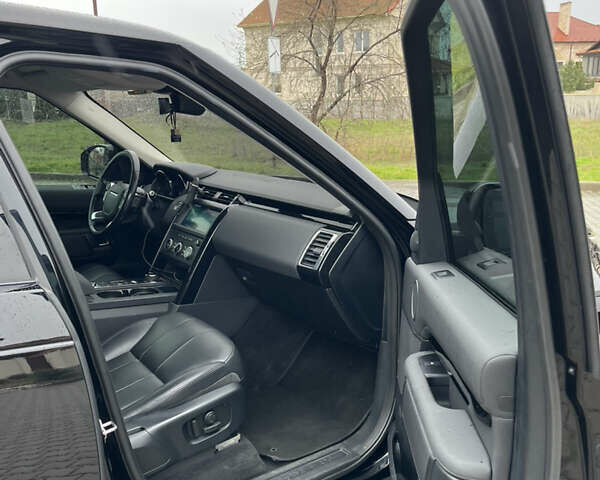 Черный Ленд Ровер Дискавери, объемом двигателя 2 л и пробегом 130 тыс. км за 32800 $, фото 20 на Automoto.ua