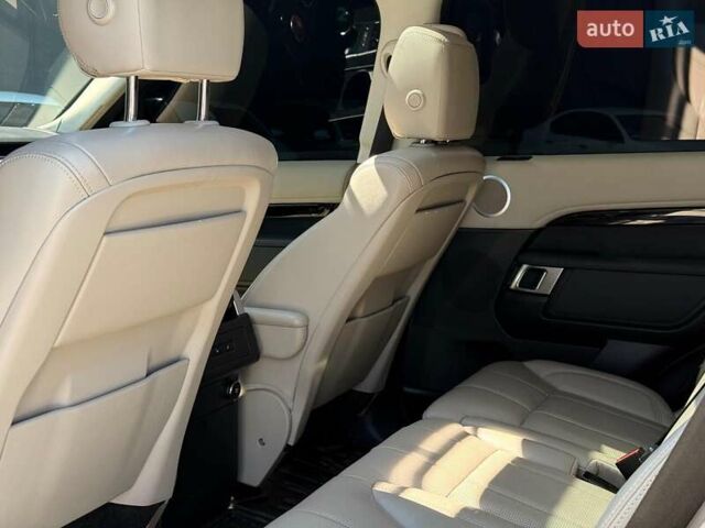 Ленд Ровер Дискавери 2019 в Львове на Automoto.ua Черный Ленд Ровер Дискавери, объемом двигателя 3 л и пробегом 156 тыс. км за 27990 $, фото 26 на Automoto.ua