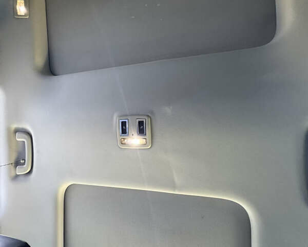 Черный Ленд Ровер Дискавери, объемом двигателя 3 л и пробегом 107 тыс. км за 29999 $, фото 51 на Automoto.ua