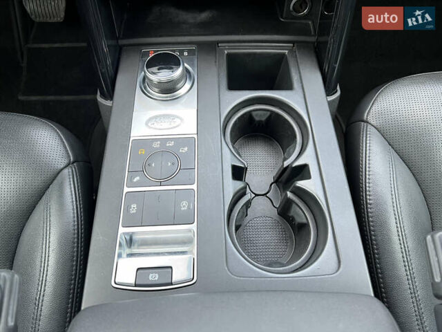 Черный Ленд Ровер Дискавери, объемом двигателя 3 л и пробегом 143 тыс. км за 25500 $, фото 19 на Automoto.ua