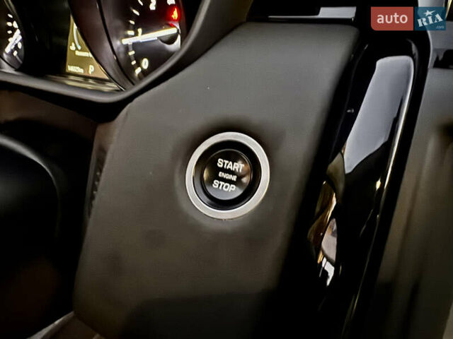 Черный Ленд Ровер Дискавери, объемом двигателя 2 л и пробегом 130 тыс. км за 33400 $, фото 43 на Automoto.ua