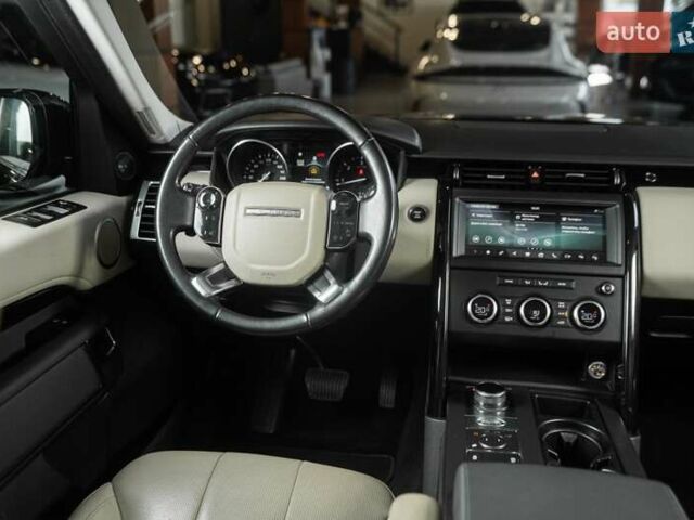 Ленд Ровер Дискавери 2019 в Одессе на Automoto.ua Черный Ленд Ровер Дискавери, объемом двигателя 2 л и пробегом 192 тыс. км за 33500 $, фото 13 на Automoto.ua