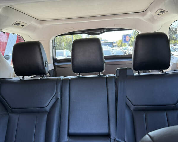 Черный Ленд Ровер Дискавери, объемом двигателя 3 л и пробегом 107 тыс. км за 29999 $, фото 38 на Automoto.ua