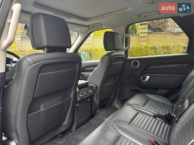 Черный Ленд Ровер Дискавери, объемом двигателя 3 л и пробегом 161 тыс. км за 31290 $, фото 32 на Automoto.ua