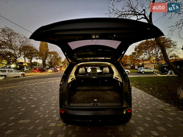 Черный Ленд Ровер Дискавери, объемом двигателя 2 л и пробегом 130 тыс. км за 33400 $, фото 72 на Automoto.ua