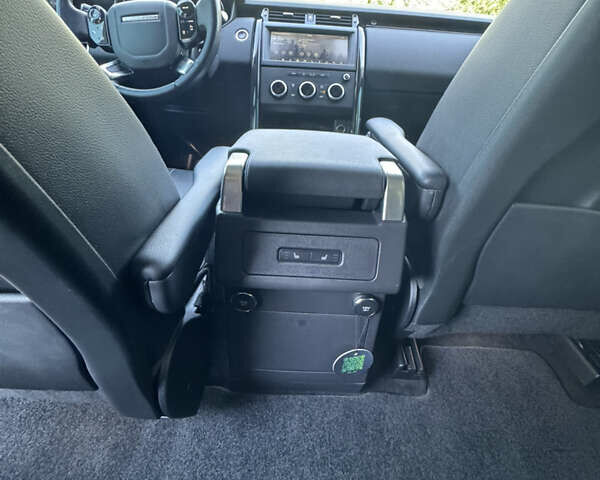 Черный Ленд Ровер Дискавери, объемом двигателя 3 л и пробегом 107 тыс. км за 29999 $, фото 52 на Automoto.ua