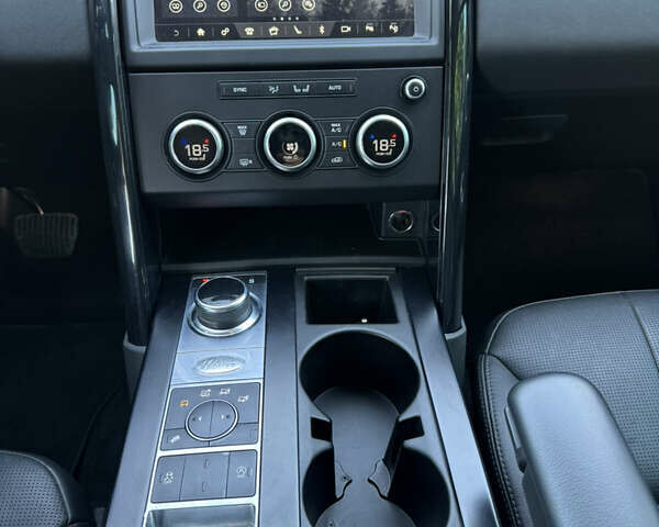 Черный Ленд Ровер Дискавери, объемом двигателя 3 л и пробегом 107 тыс. км за 29999 $, фото 49 на Automoto.ua