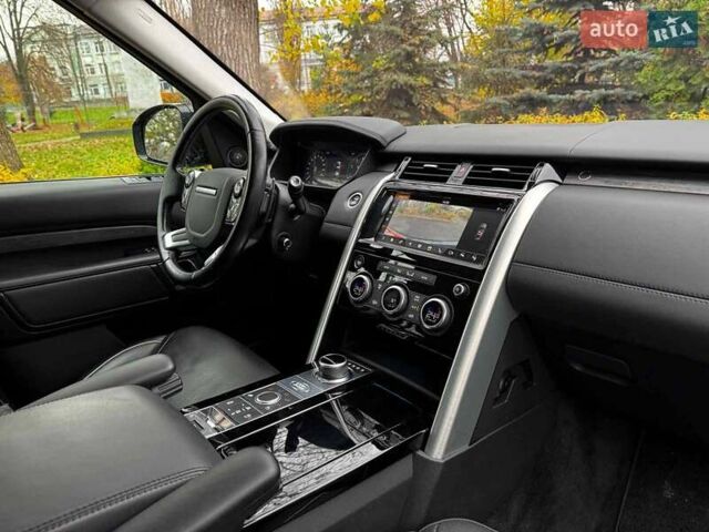 Черный Ленд Ровер Дискавери, объемом двигателя 3 л и пробегом 161 тыс. км за 31290 $, фото 39 на Automoto.ua