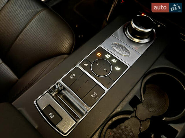 Черный Ленд Ровер Дискавери, объемом двигателя 2 л и пробегом 130 тыс. км за 33400 $, фото 54 на Automoto.ua