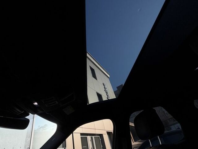 Черный Ленд Ровер Дискавери, объемом двигателя 3 л и пробегом 20 тыс. км за 85000 $, фото 19 на Automoto.ua