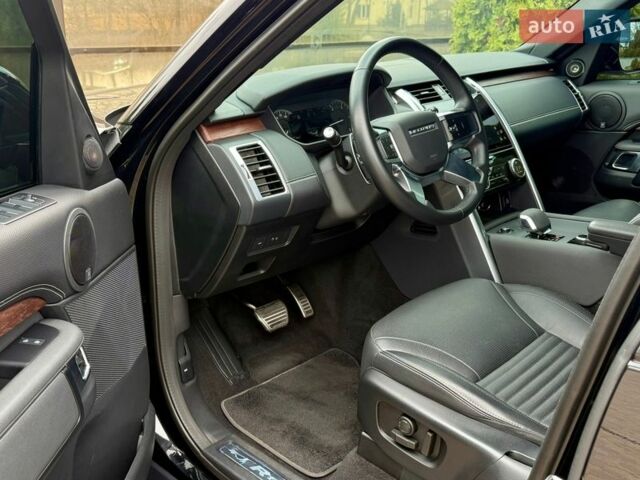 Чорний Ленд Ровер Діскавері, об'ємом двигуна 3 л та пробігом 42 тис. км за 73000 $, фото 21 на Automoto.ua