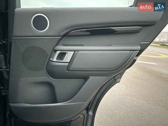 Черный Ленд Ровер Дискавери, объемом двигателя 3 л и пробегом 11 тыс. км за 87500 $, фото 26 на Automoto.ua