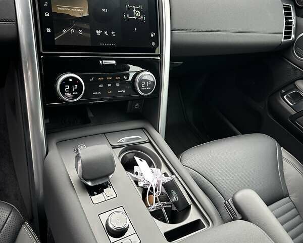 Черный Ленд Ровер Дискавери, объемом двигателя 3 л и пробегом 11 тыс. км за 87500 $, фото 17 на Automoto.ua