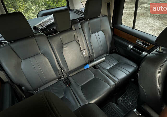 Коричневий Ленд Ровер Діскавері, об'ємом двигуна 3 л та пробігом 190 тис. км за 19500 $, фото 17 на Automoto.ua