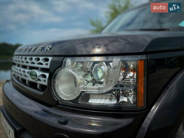 Коричневий Ленд Ровер Діскавері, об'ємом двигуна 3 л та пробігом 190 тис. км за 19500 $, фото 2 на Automoto.ua