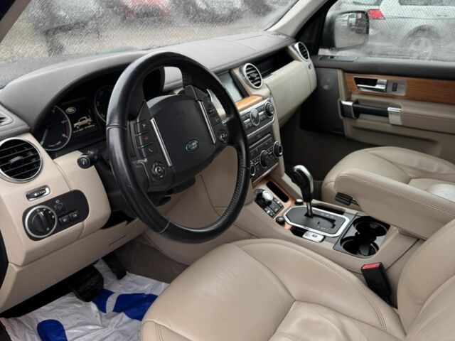 Коричневый Ленд Ровер Дискавери, объемом двигателя 3 л и пробегом 265 тыс. км за 10200 $, фото 3 на Automoto.ua