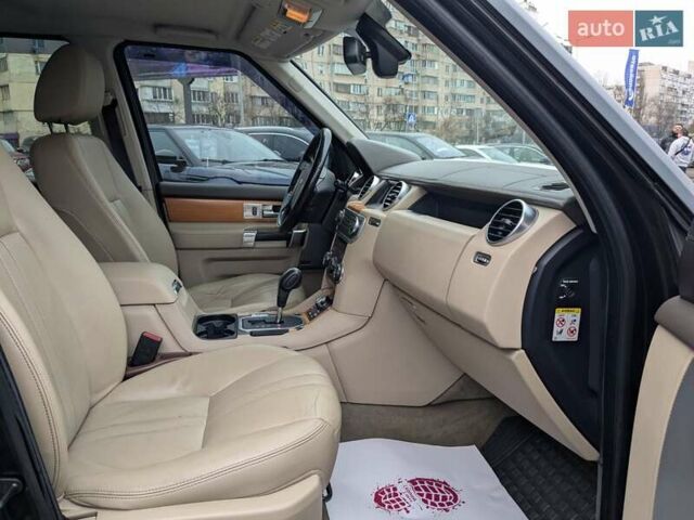 Коричневий Ленд Ровер Діскавері, об'ємом двигуна 3 л та пробігом 237 тис. км за 15800 $, фото 22 на Automoto.ua