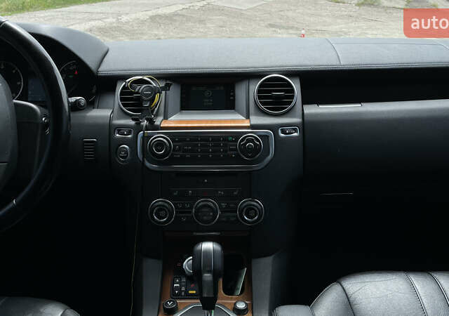 Коричневий Ленд Ровер Діскавері, об'ємом двигуна 3 л та пробігом 190 тис. км за 19500 $, фото 19 на Automoto.ua