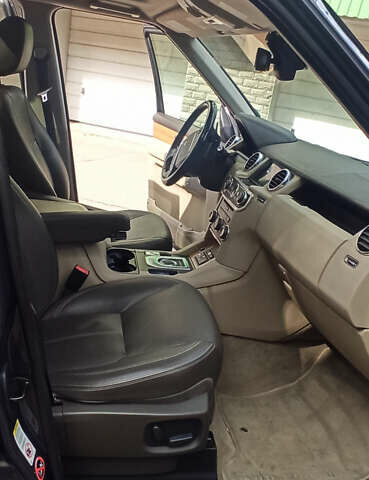 Коричневый Ленд Ровер Дискавери, объемом двигателя 3 л и пробегом 340 тыс. км за 18900 $, фото 9 на Automoto.ua