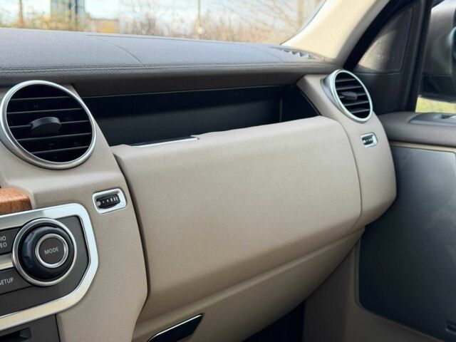 Коричневий Ленд Ровер Діскавері, об'ємом двигуна 3 л та пробігом 164 тис. км за 19000 $, фото 18 на Automoto.ua