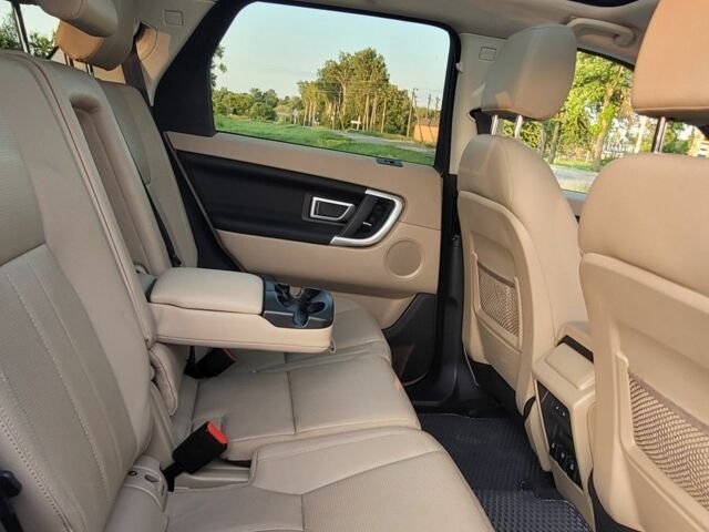 Коричневый Ленд Ровер Дискавери, объемом двигателя 2 л и пробегом 117 тыс. км за 438 $, фото 6 на Automoto.ua